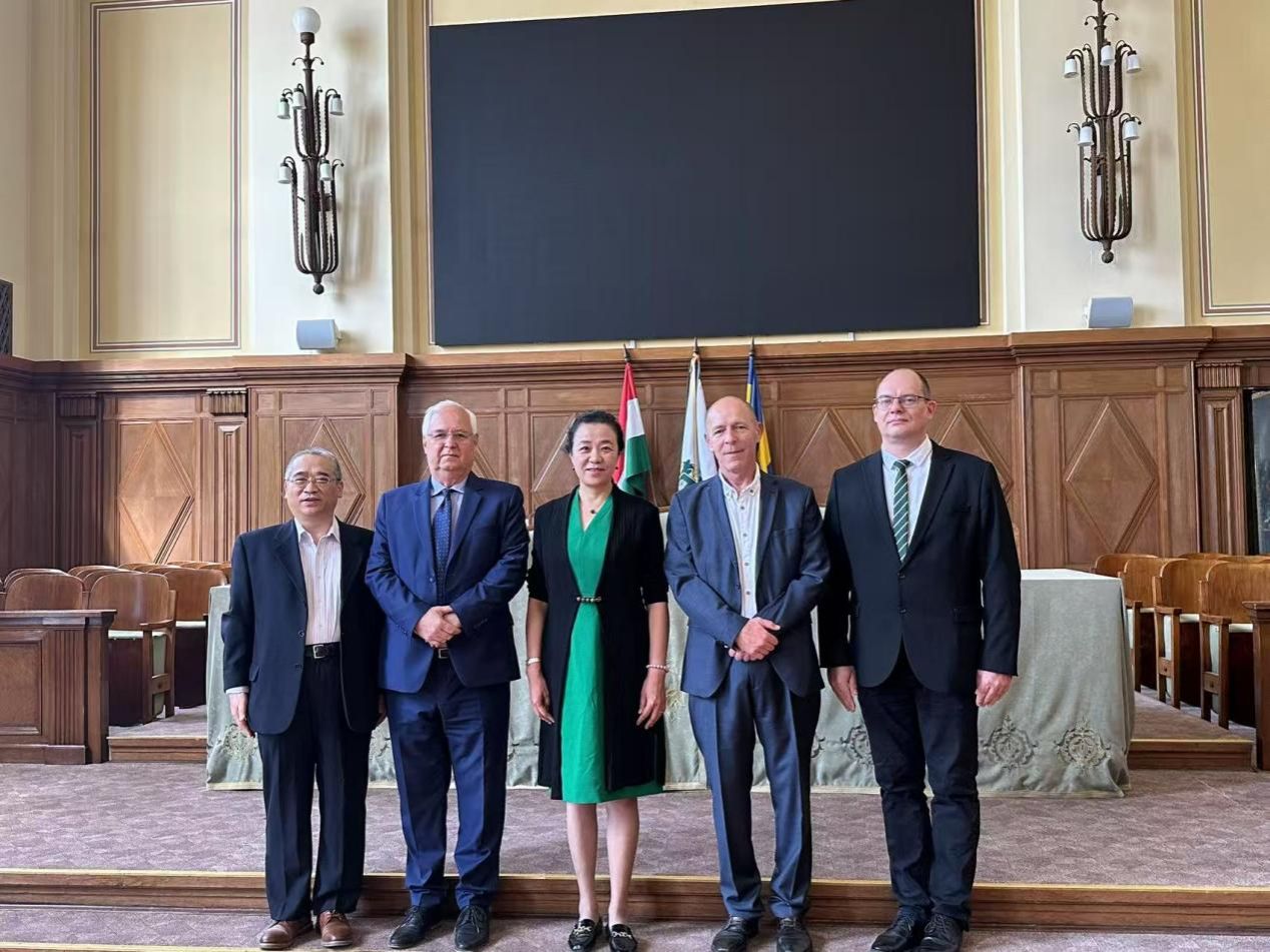 E1530F92BEFD1ADA30085BF62AD_043CC88E_2DAA6