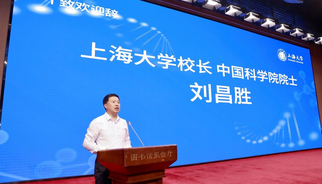 9DC7DF67E3745F37D9E18B5AD7A_24178371_1B5F3