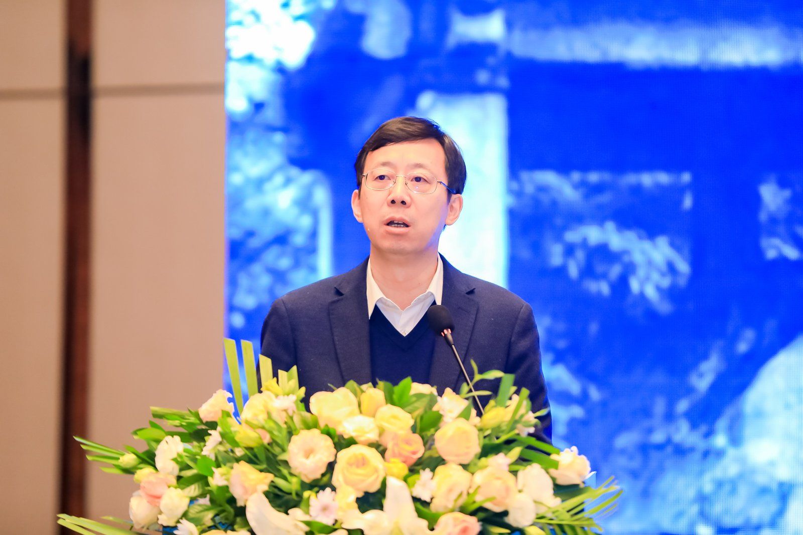 0C986C28B93236A81070F1D0302_FC2B2397_30505